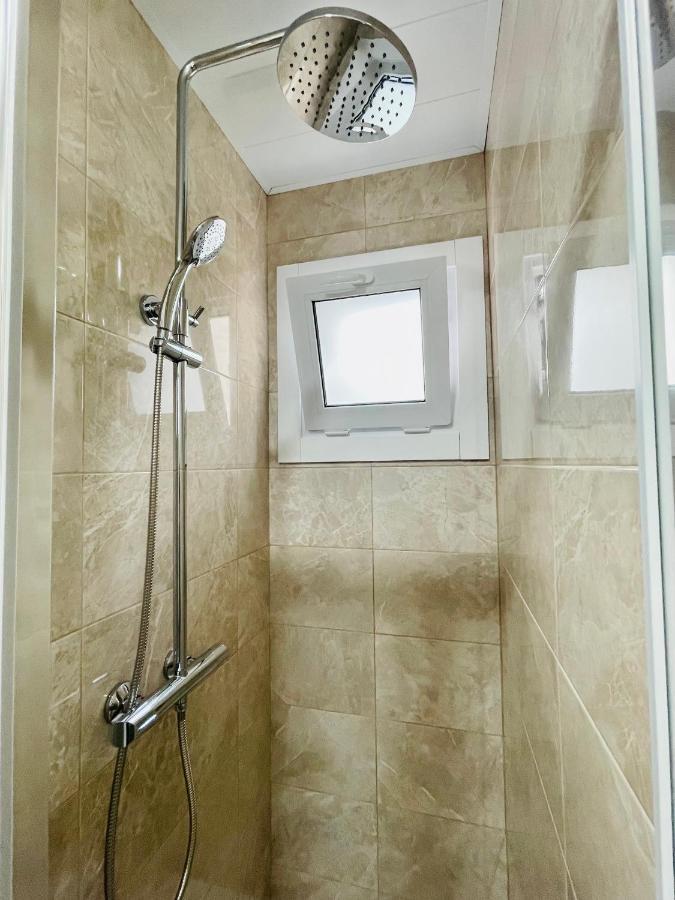 Barca 1 Daire Sant Adria de Besos Dış mekan fotoğraf